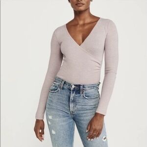 Women's V-Neck Wrap Top - Light Gray